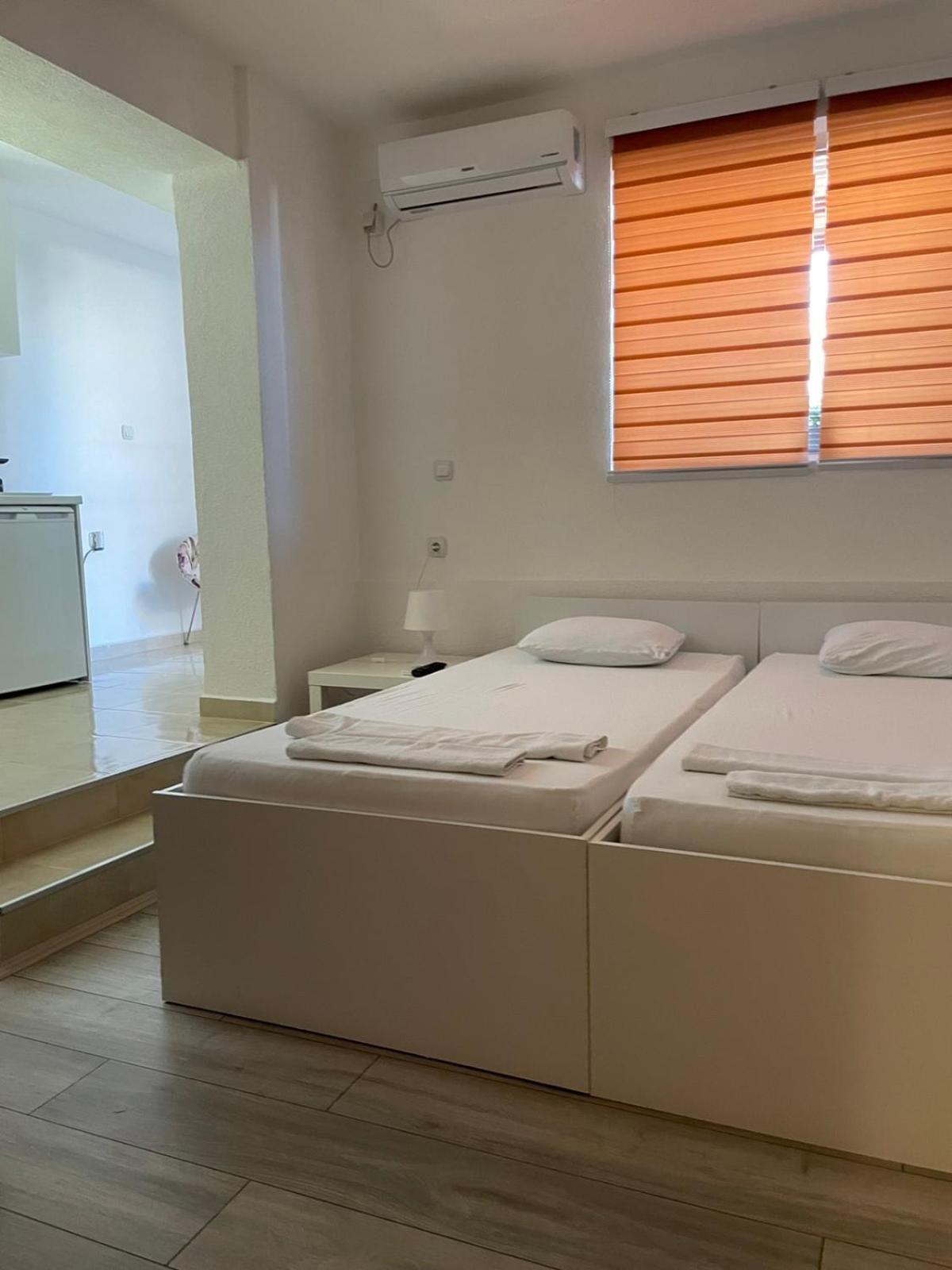 Tiki Apartments Gyevgyelija Kültér fotó