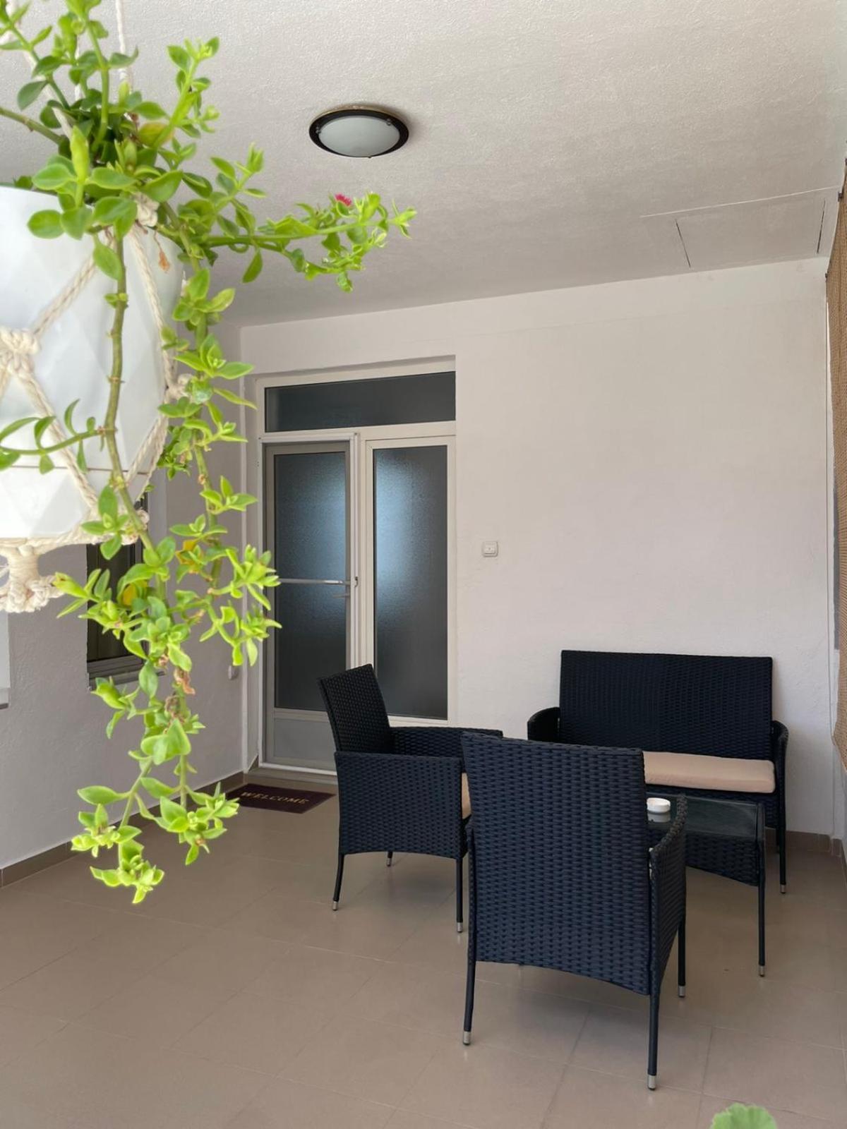 Tiki Apartments Gyevgyelija Kültér fotó