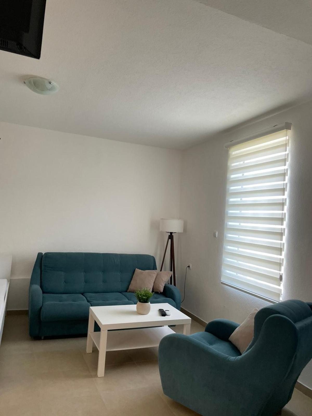 Tiki Apartments Gyevgyelija Kültér fotó