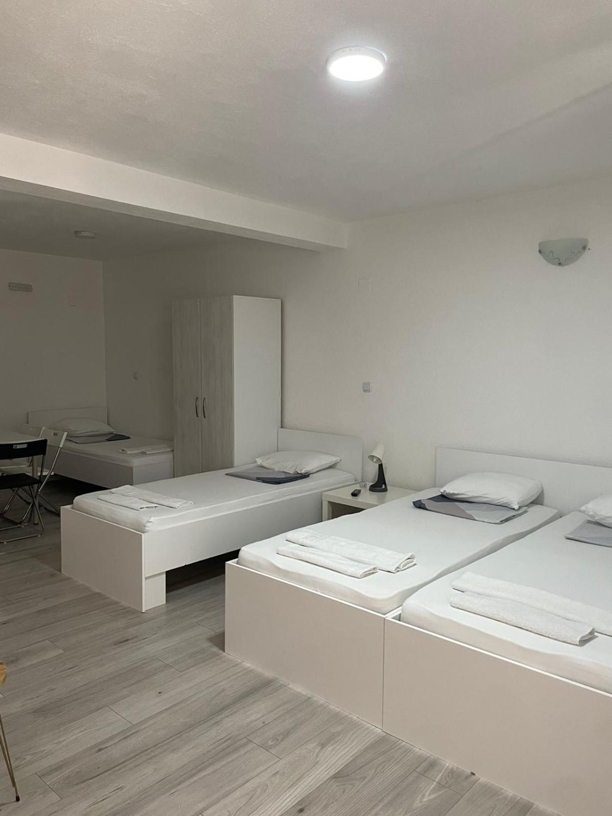 Tiki Apartments Gyevgyelija Kültér fotó
