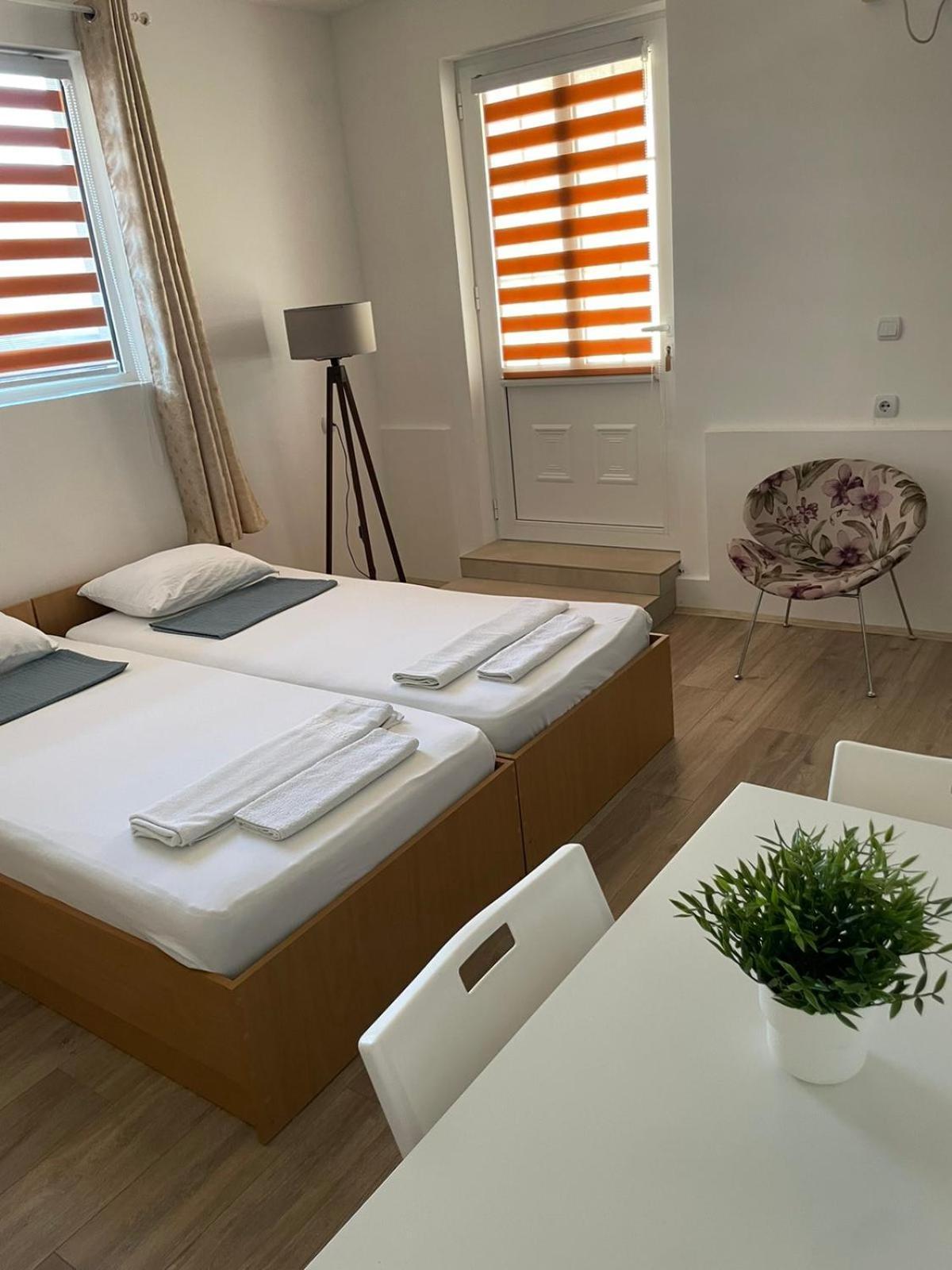 Tiki Apartments Gyevgyelija Kültér fotó